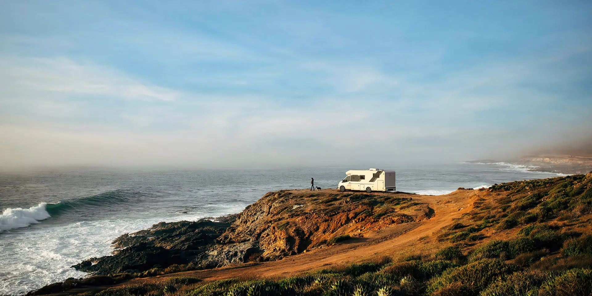 Adria husbil på klippa